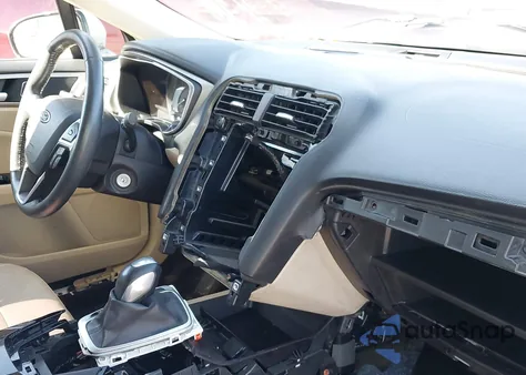 2016 Ford Fusion Se z USA, uszkodzony, nr VIN 3FA6P0HD9GR316316